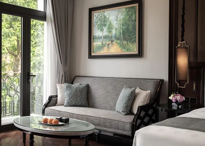 Elegant Mansion 88